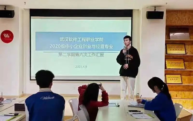 多元澎湃 網(wǎng)絡(luò)游戲核心技術(shù)下的中國(guó)幾代大學(xué)生創(chuàng)業(yè)者和開發(fā)者生態(tài)解碼